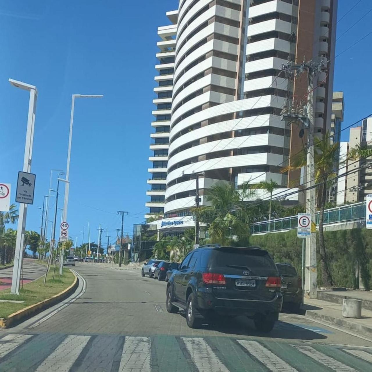 Flat Particular Em Blue Tree Towers Beira Mar Fortaleza Buitenkant foto